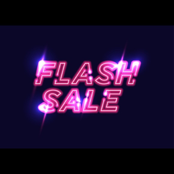 ⚡️⚡️ALL REASONABLE OFFERS WELCOME!!⚡️⚡️ - Picture 2 of 3